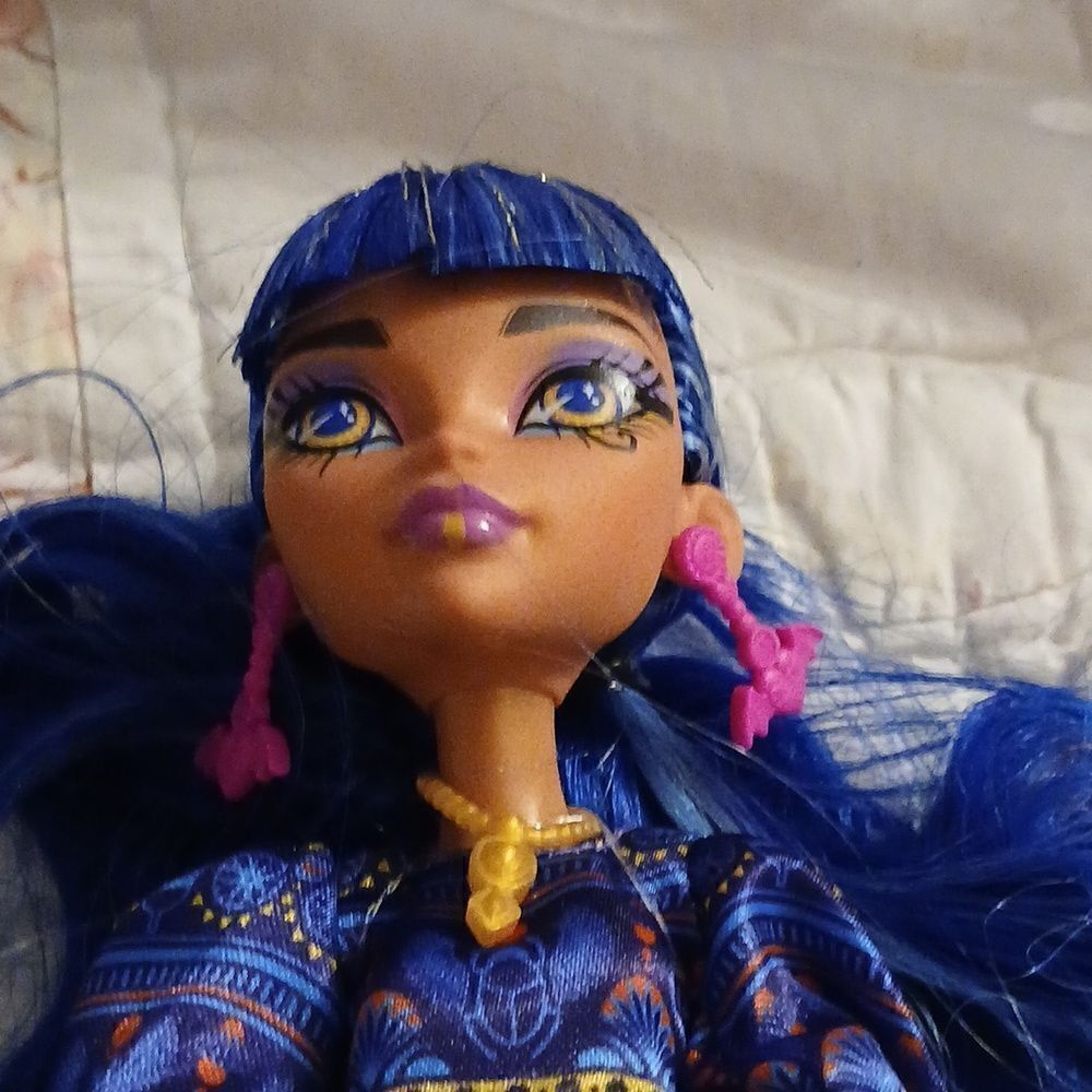 Monster High  - Picture 2 of 3